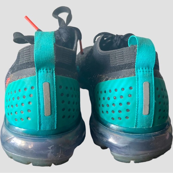 COPY - Nike Air Max Vapormax Fly Knit Sneakers - Picture 6 of 6